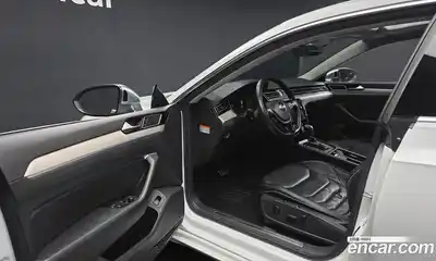 Volkswagen Arteon 2019 2.0 Автомат в Москве № 232247, миниатюра 5