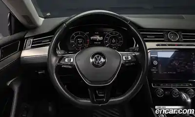 Volkswagen Arteon 2019 2.0 Автомат в Москве № 232247, миниатюра 10