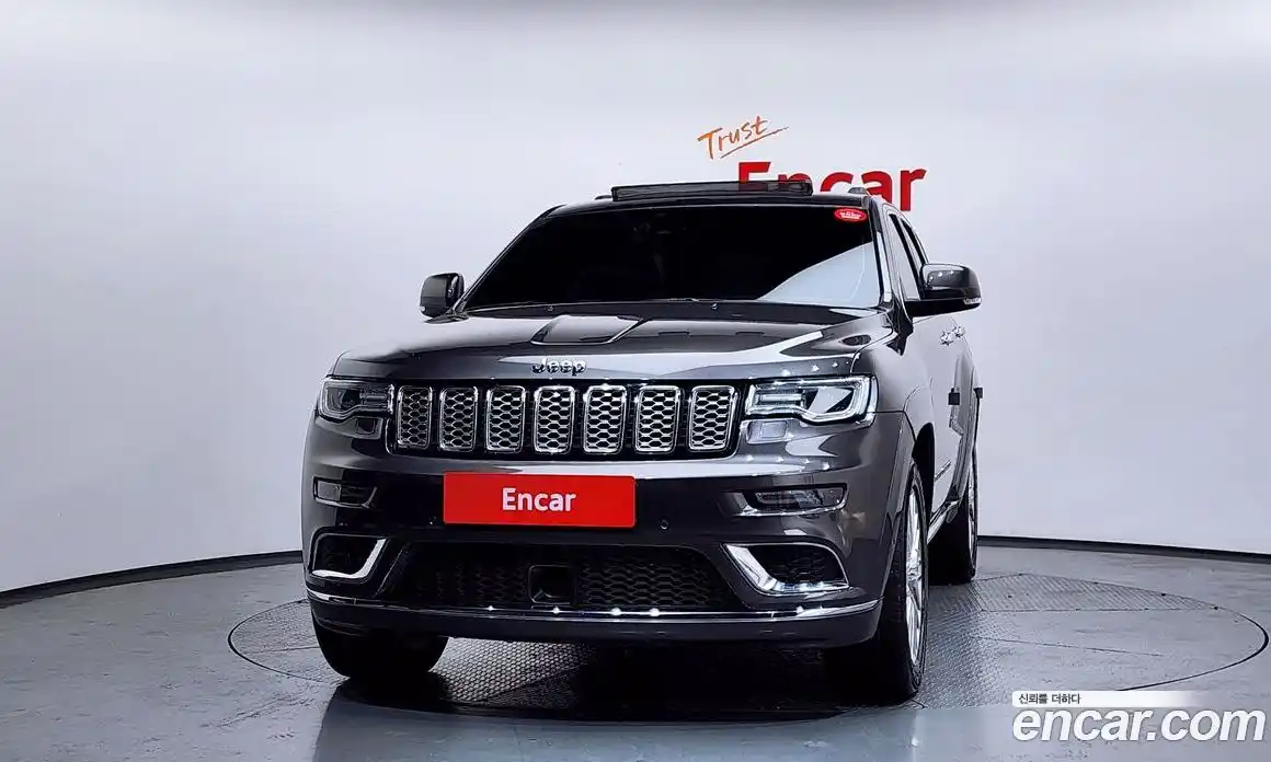 Jeep Cherokee 2018 3.0 Автомат в Москве № 232430, фото 3