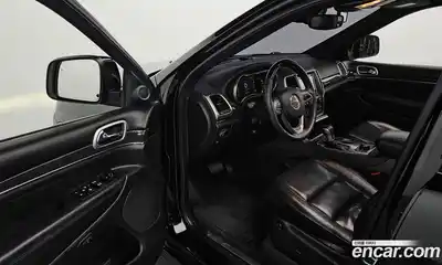 Jeep Cherokee 2018 3.0 Автомат в Москве № 232564, миниатюра 11
