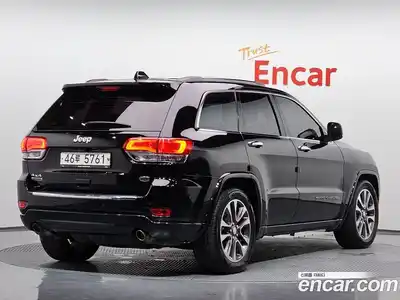 Jeep Cherokee 2018 3.0 Автомат в Москве № 232564, миниатюра 2