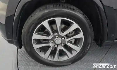 Jeep Cherokee 2018 3.0 Автомат в Москве № 232564, миниатюра 5