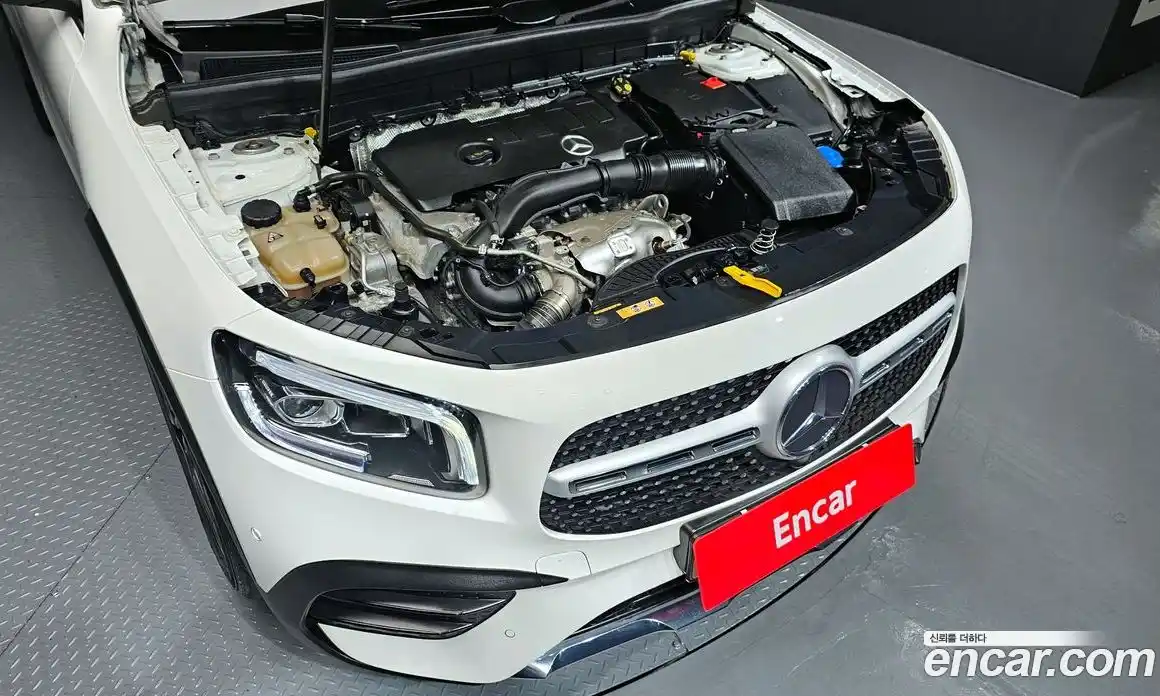 Mercedes-Benz GLB-Class 2021 2.0 Автомат в Москве № 241362, фото 18