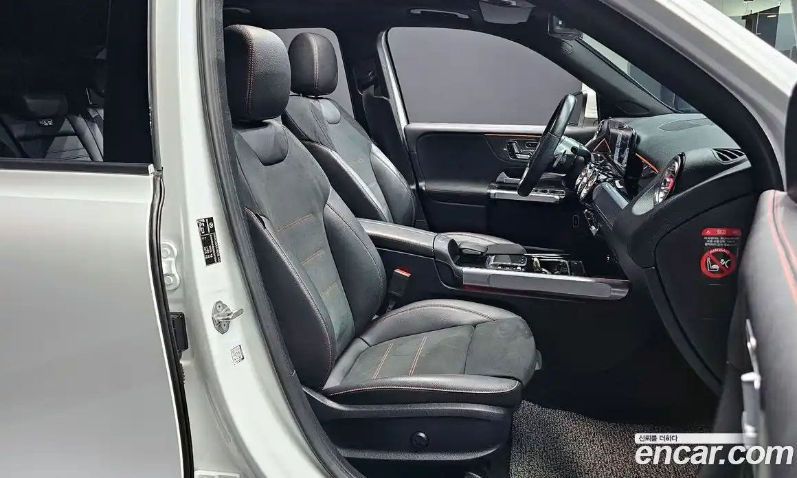 Mercedes-Benz GLB-Class 2021 2.0 Автомат в Москве № 241362, фото 19