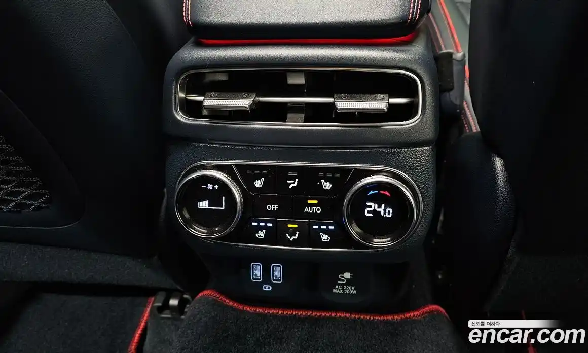 Genesis GV70 2021 2.5 Автомат в Москве № 24953, фото 17