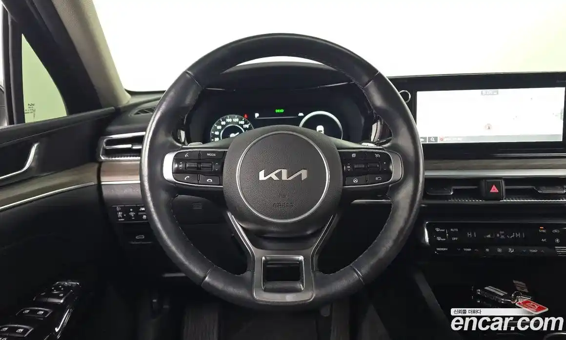 Kia K5 2022 2.0 Автомат в Москве № 249792, фото 13