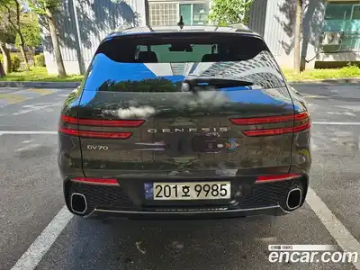 Genesis GV70 2024 2.5 Автомат в Москве № 25184, миниатюра 2