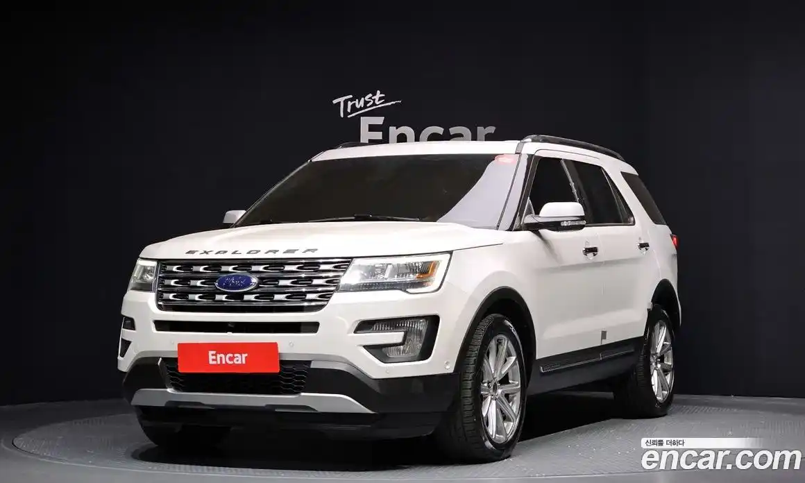 Ford Explorer 2017 2.3 Автомат в Москве № 255647, фото 1