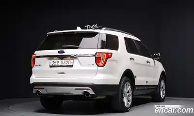 Ford Explorer 2017 2.3 Автомат в Москве № 255647, миниатюра 2