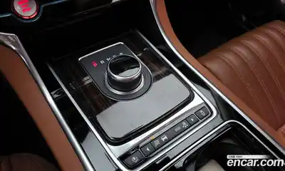 Jaguar XF 2018 2.0 Автомат в Москве № 256054, миниатюра 12