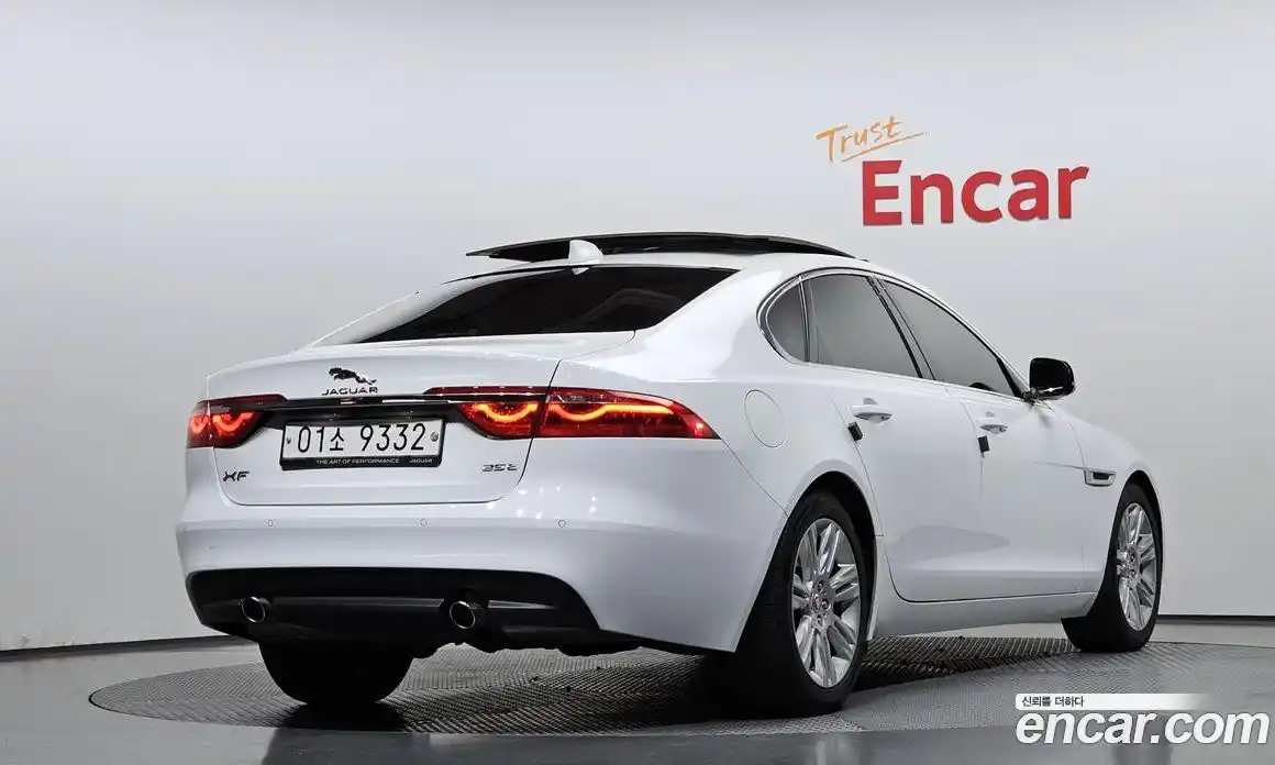 Jaguar XF 2018 2.0 Автомат в Москве № 256054, фото 8