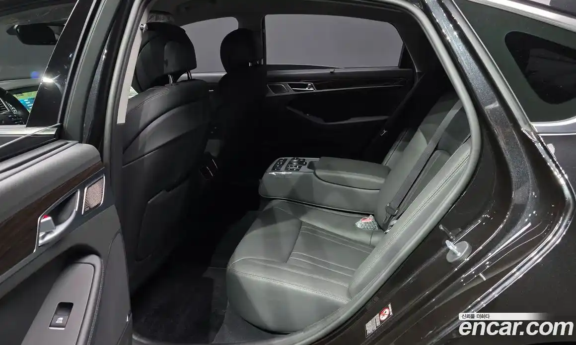 Genesis G80 2018 3.3 Автомат в Москве № 258555, фото 20