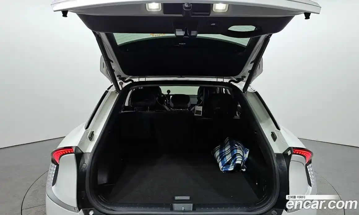 Kia EV6 2024 0.1 Автомат в Москве № 269647, фото 18