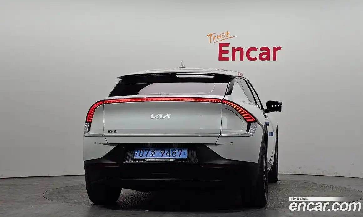 Kia EV6 2024 0.1 Автомат в Москве № 269647, фото 19