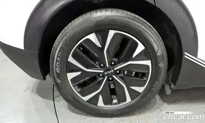 Kia EV6 2024 0.1 Автомат в Москве № 269647, миниатюра 6