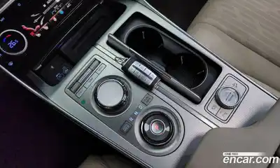 Genesis GV80 2023 2.5 Автомат в Москве № 26992, миниатюра 2