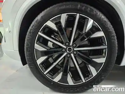 Volvo XC90 2026 2.0 Автомат в Москве № 269957, миниатюра 5