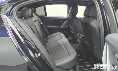 BMW 5-Series 2025 2.0 Автомат в Москве № 278497, миниатюра 7