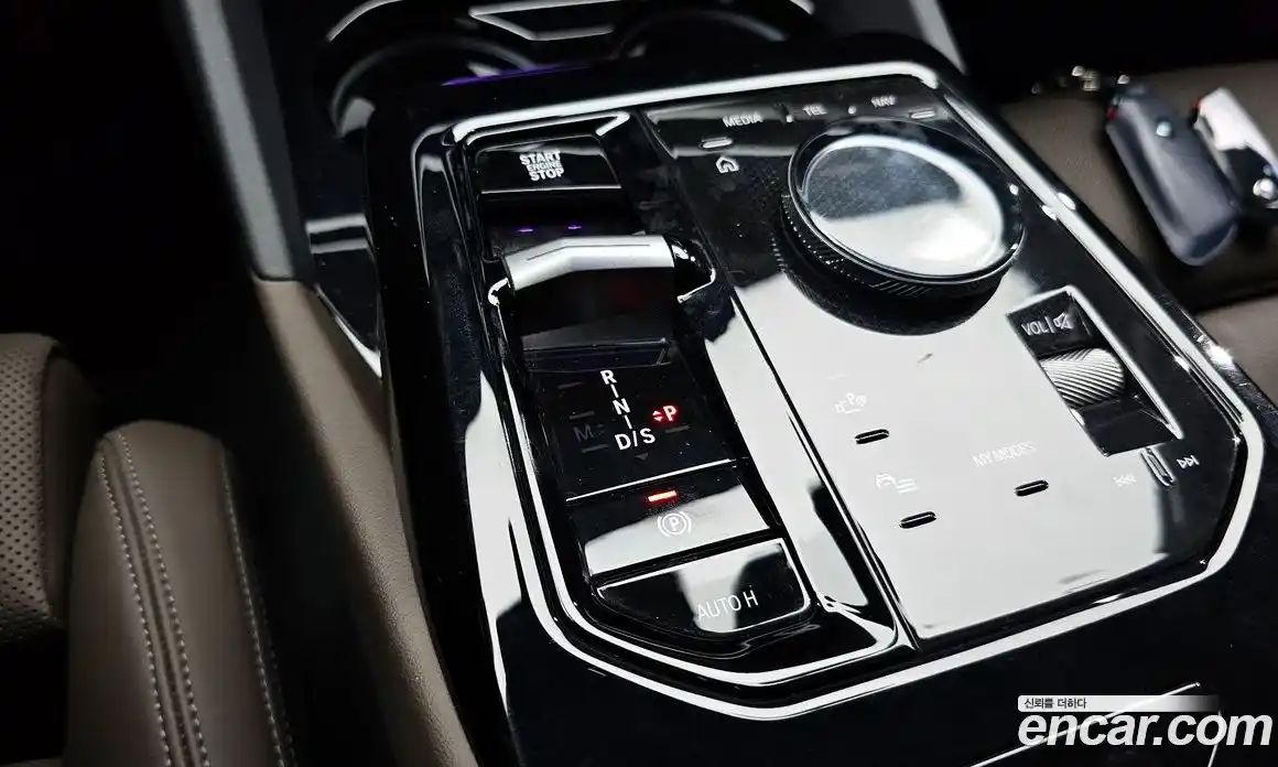 BMW 5-Series 2024 2.0 Автомат в Москве № 280025, фото 9