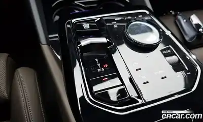 BMW 5-Series 2024 2.0 Автомат в Москве № 280025, миниатюра 9