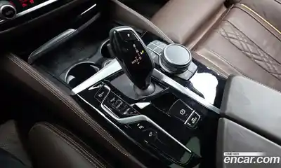 BMW 5-Series 2023 2.0 Автомат в Москве № 280033, миниатюра 2