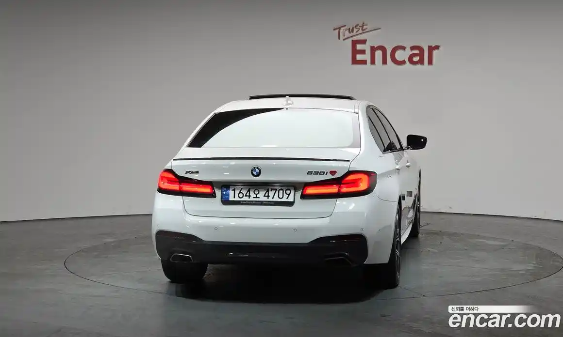 BMW 5-Series 2023 2.0 Автомат в Москве № 280033, фото 3