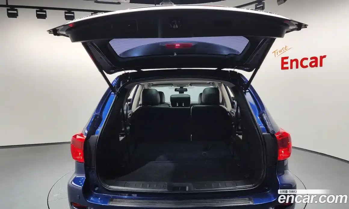 Nissan Pathfinder 2017 3.5 Автомат в Москве № 284960, фото 3