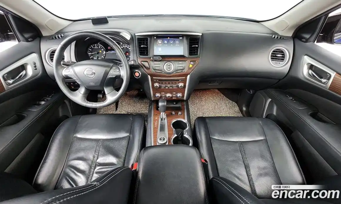 Nissan Pathfinder 2017 3.5 Автомат в Москве № 284960, фото 9