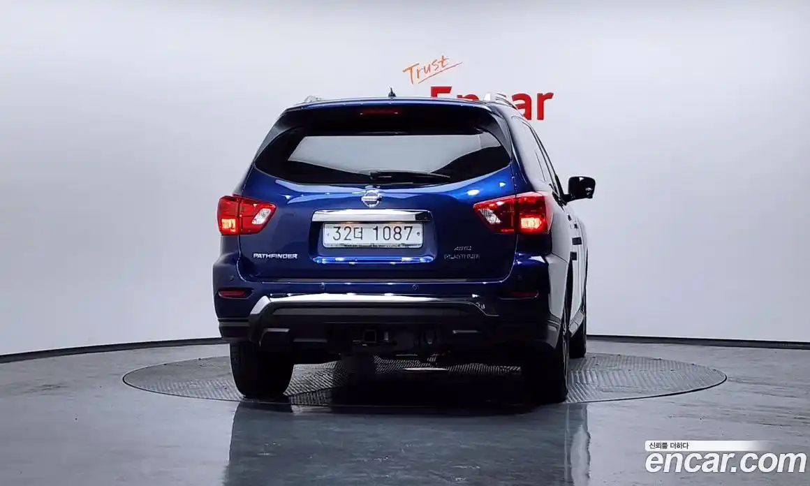 Nissan Pathfinder 2017 3.5 Автомат в Москве № 284960, фото 10