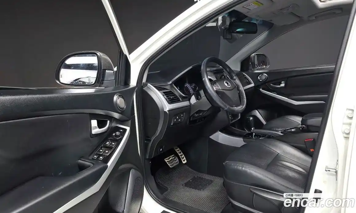 SsangYong Korando 2016 2.2 Автомат в Москве № 28728, фото 11