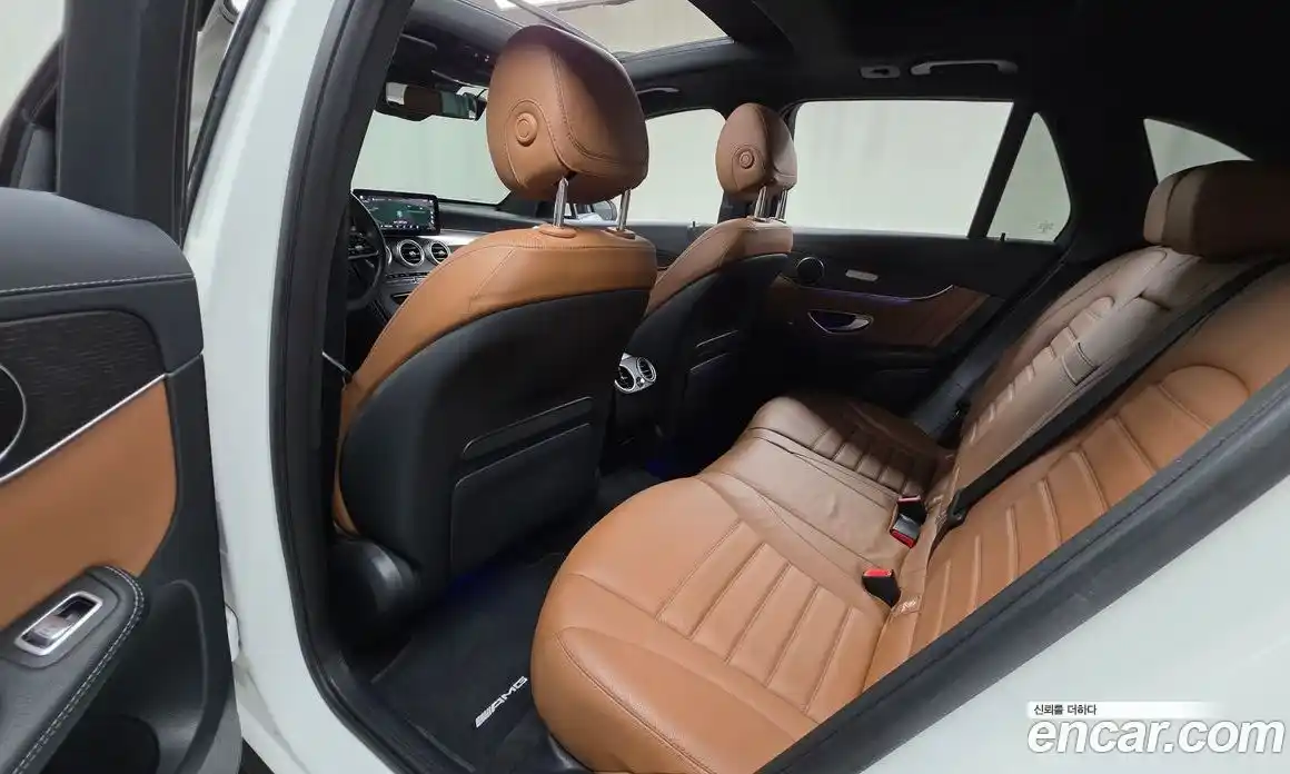 Mercedes-Benz GLC-Class 2022 2.0 Автомат в Москве № 287413, фото 3