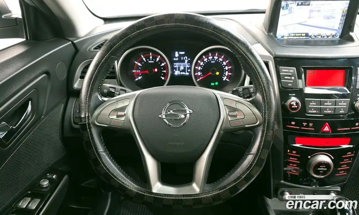 SsangYong TIBOLI 2015 1.6 Автомат в Москве № 29088, фото 16