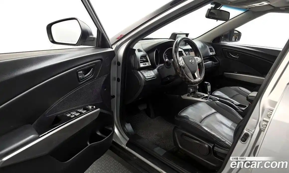 SsangYong TIBOLI 2015 1.6 Автомат в Москве № 29088, фото 18