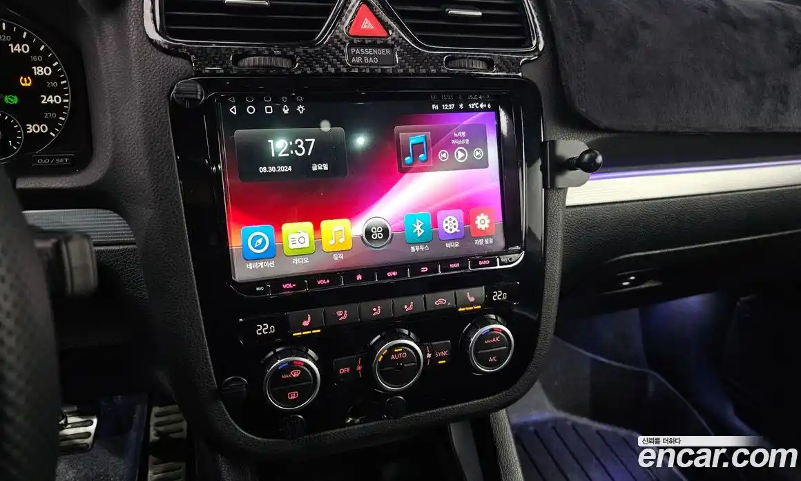 Volkswagen Scirocco 2013 2.0 Автомат в Москве № 296357, фото 12