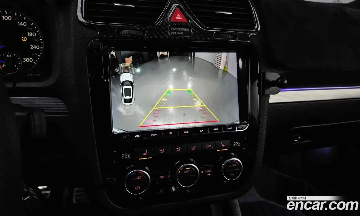 Volkswagen Scirocco 2013 2.0 Автомат в Москве № 296357, фото 13