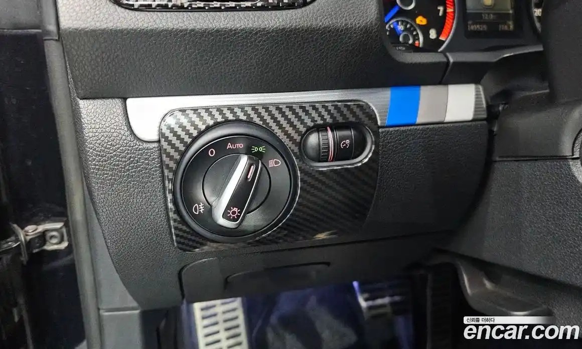 Volkswagen Scirocco 2013 2.0 Автомат в Москве № 296357, фото 14