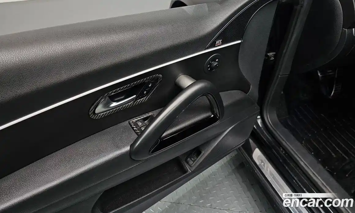 Volkswagen Scirocco 2013 2.0 Автомат в Москве № 296357, фото 17