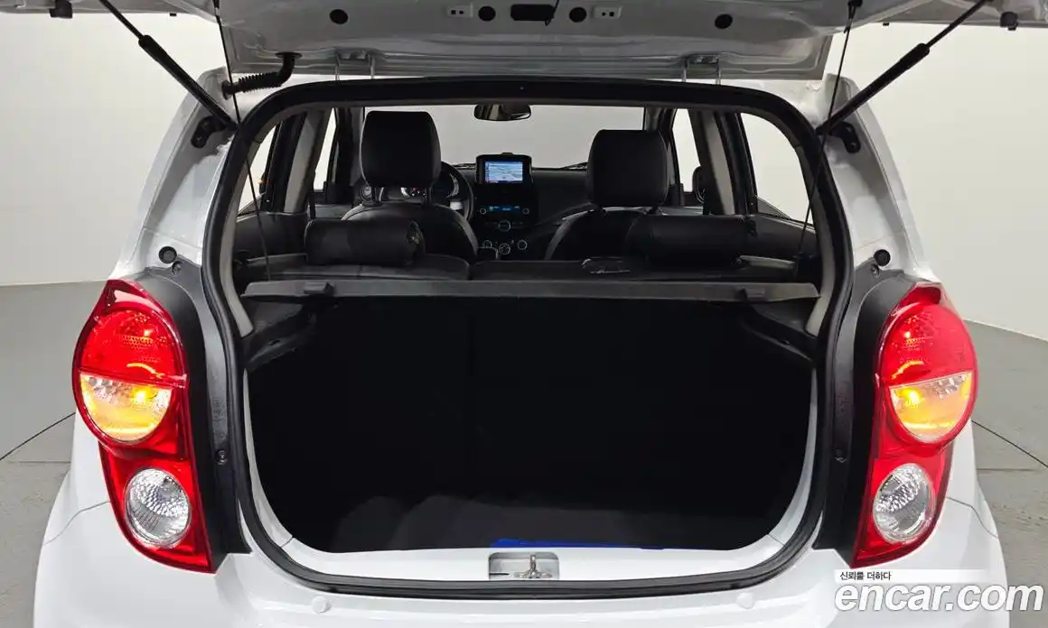 Chevrolet Spark 2014 1.0 Автомат в Москве № 296908, фото 19