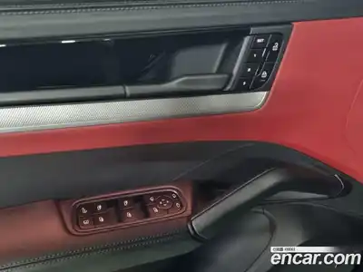 Porsche Cayenne 2024 3.0 Автомат в Москве № 297334, миниатюра 10