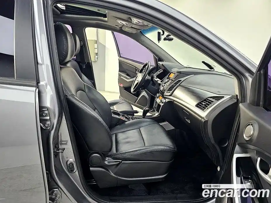 SsangYong Korando 2014 2.0 Автомат в Москве № 30394, фото 11