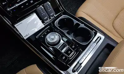 Kia Canival 2023 2.2 Автомат в Москве № 306297, миниатюра 2