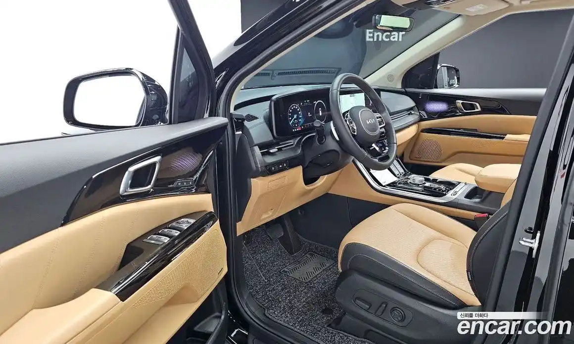 Kia Canival 2023 2.2 Автомат в Москве № 306297, фото 3