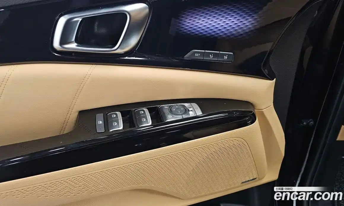 Kia Canival 2023 2.2 Автомат в Москве № 306297, фото 9