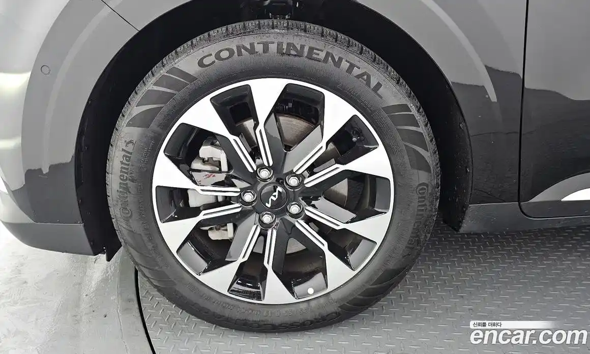 Kia Canival 2023 2.2 Автомат в Москве № 306297, фото 10