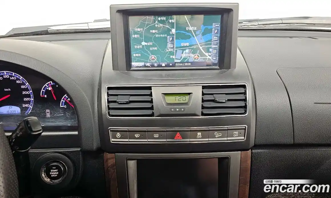 SsangYong Rexton 2016 2.2 Автомат в Москве № 31554, фото 9