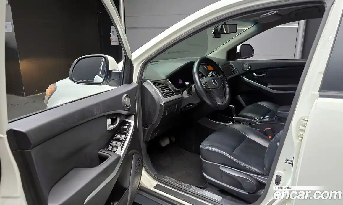 SsangYong Korando 2015 2.0 Автомат в Москве № 32404, фото 11