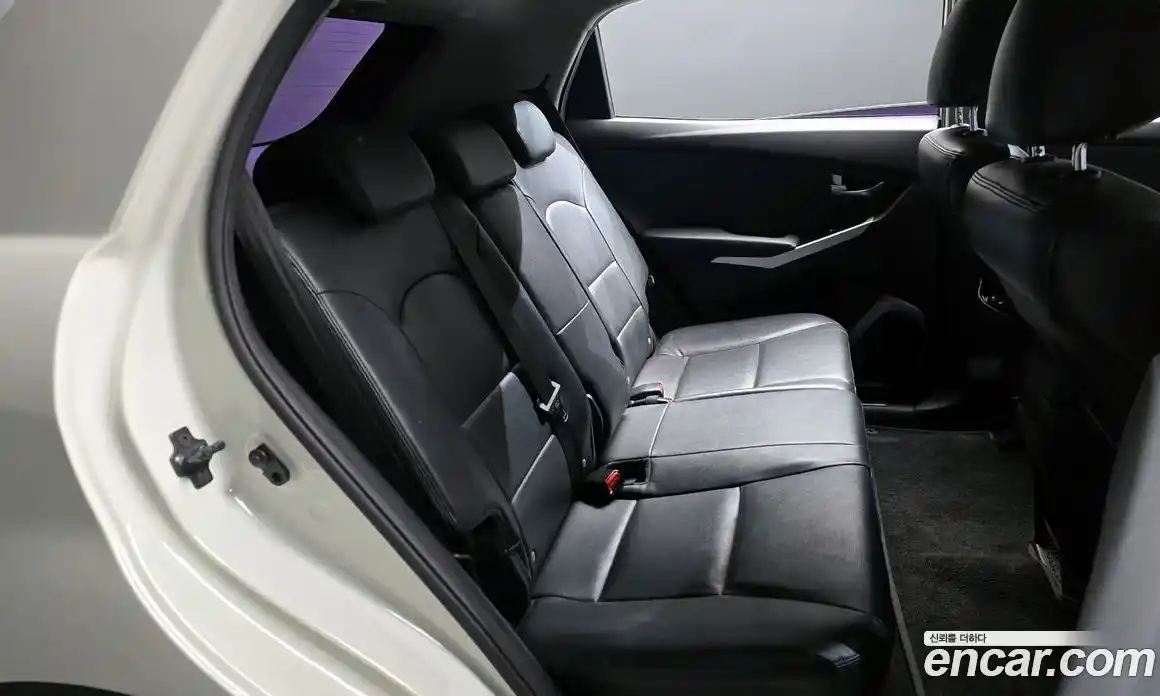 SsangYong Korando 2015 2.0 Автомат в Москве № 32404, фото 20