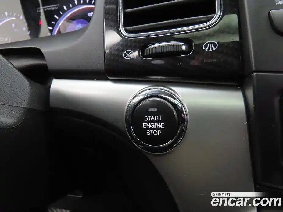 SsangYong Korando 2012 2.0 Автомат в Москве № 32508, фото 14