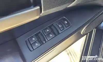 SsangYong Korando 2015 2.0 Автомат в Москве № 33656, миниатюра 4