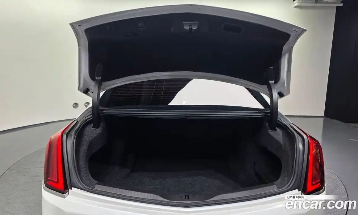 Cadillac CT6 2018 2.0 Автомат в Москве № 337061, фото 16